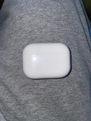 AirPods Pro 2ª Gen  CON APPLE CARE ANCORA ATTIVO!!