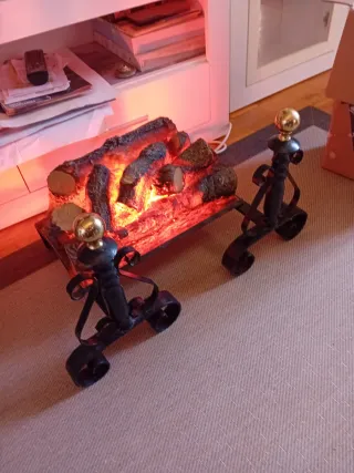 Molinillos de hierro  decorativos para chimenea.