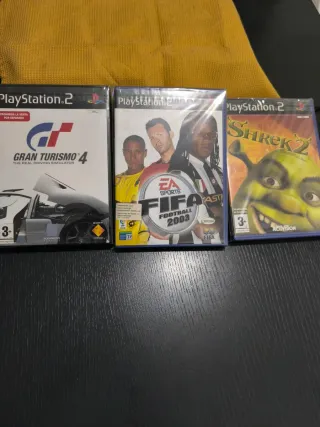 Giochi PS2: Gran Turismo 4, FIFA Football 2003, Shrek 2