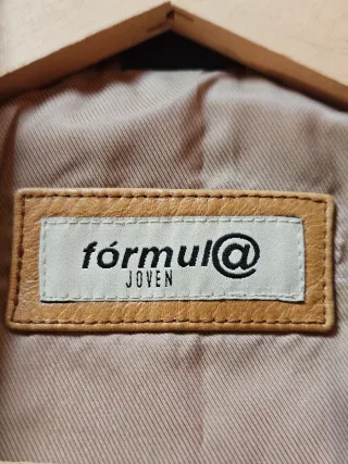 Abrigo de piel marrón Fórmula Joven