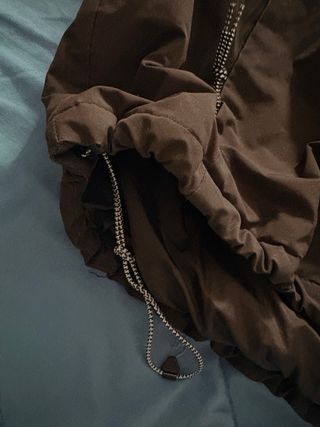 Chaqueta Pull&Bear negra con capucha