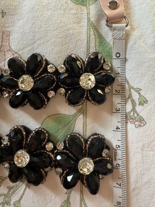 Applicazioni perline e strass fiore nero