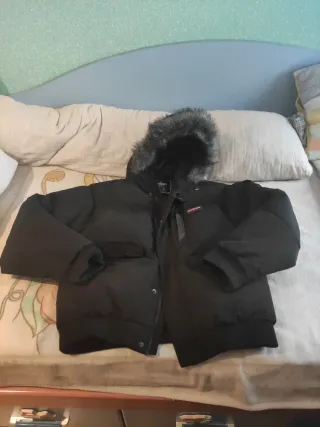 Cazadora Mkenzie Negra Talla M