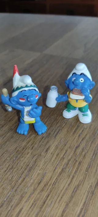 Coppia di Puffi Indio e Golosone