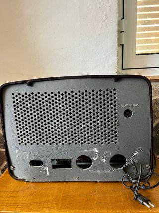 Radio Philips Vintage - Enciende