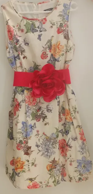 Vestido floral para ñiñas