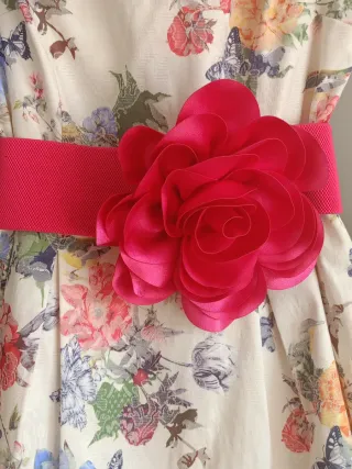 Vestido floral para ñiñas