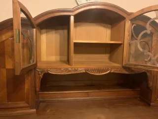 Aparador Madera Maciza con Vitrina