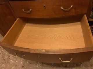 Aparador Madera Maciza con Vitrina