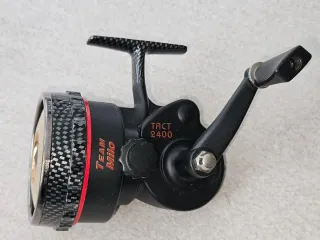 Carrete de pesca Milo tact 2400