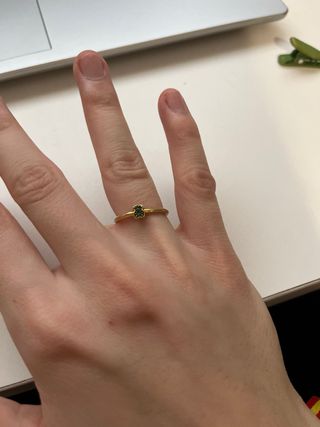 Anillo Tous Dorado con Piedra Verde