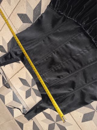 Vestido corsé terciopelo Zara T.S