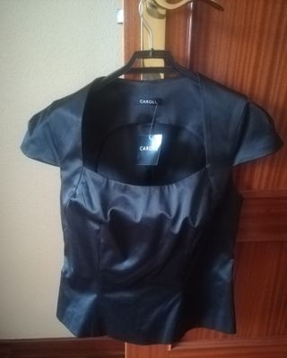 Top Caroll Negro Brillante Talla 38