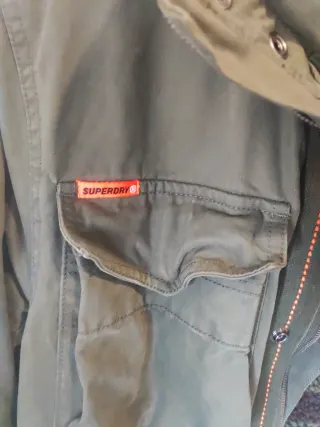 Chaqueta Superdry verde militar