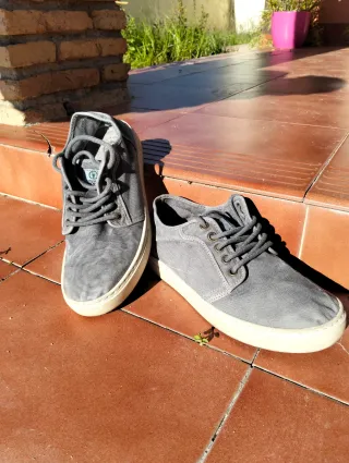 Zapatos Natural World grises talla 40
