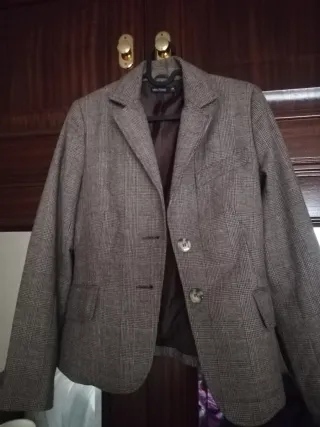 Americana cuadros marrón y gris