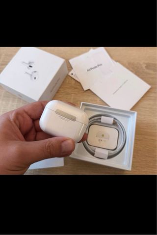 AirPods Pro 2 Apple