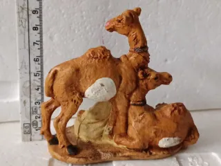 Diorama vintage presepe con cammelli