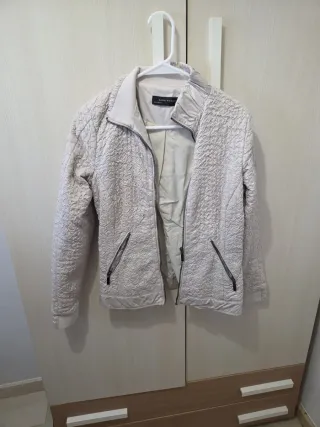 Chaqueta Zara Beige