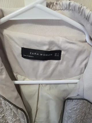 Chaqueta Zara Beige
