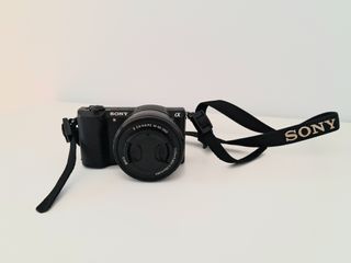 Cámara Sony A5100 Negra