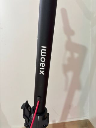 Patinete Eléctrico Xiaomi + Casco + Cargador