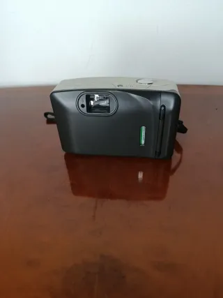 Cámara compacta Nikon AF240SV