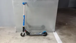 Patinete infantil azul