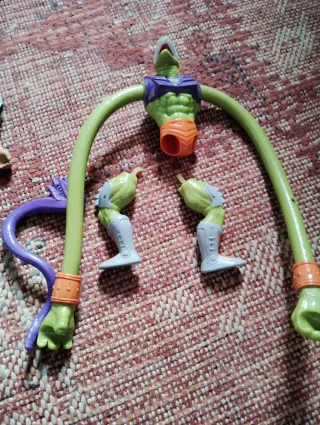 Figuras Masters del Universo. Piezas sueltas. 1986