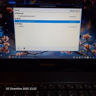 Samsung NB30-JA01 Netbook Intel Atom 10