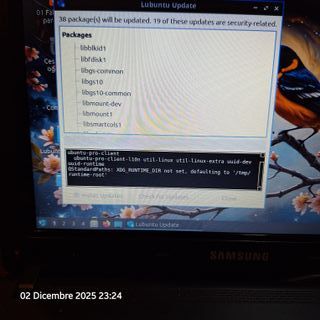 Samsung NB30-JA01 Netbook Intel Atom 10