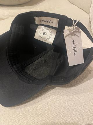 Gorra David Delfín Negra Ver fotos .