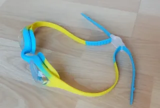 Lote 2 BAÑADORES T.3-4 Años + GAFAS natación ARENA