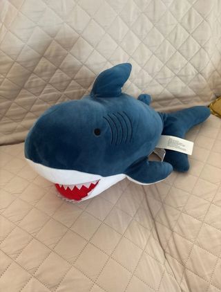 Peluche squalo blu