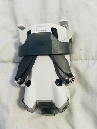 DJI Mini 4 Pro Fly More Combo