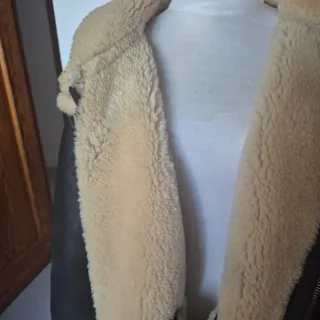 Chaqueta de cuero marrón / 424