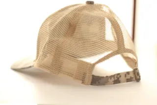 Gorra estilo militar con bandera USA