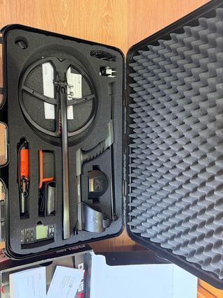 Detector XP Deus 2 en su maletín