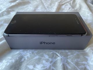 iPhone 8 Plus 64GB Space Gray