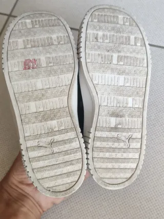 Sneakers Puma nere unisex numero 27 con strap