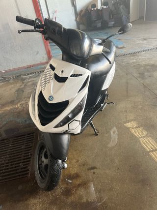 Piaggio Zip SP