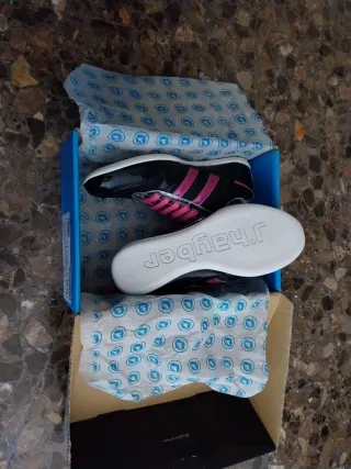 Zapatillas J Hayber Negras y Rosas Talla 39