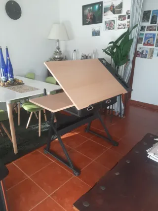 Mesa Dibujo Abatible con Cajones
