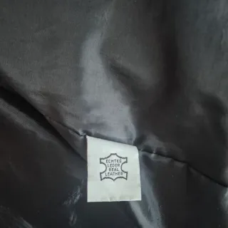 Chaqueta de hombre negra y gris / 425