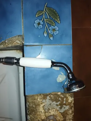 Grifo de ducha cromado vintage