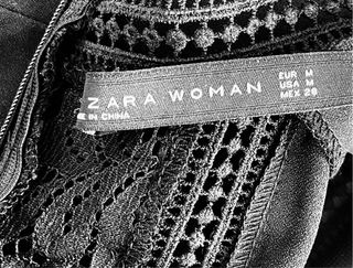 Blusa/Túnica negra con encaje, por estrenar.