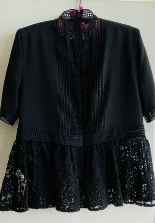 Blusa/Túnica negra con encaje, por estrenar.