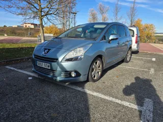 Peugeot 5008 2010