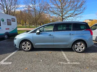 Peugeot 5008 2010