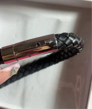 NUEVA Pulsera Lotus trenzada negra cierre metálico